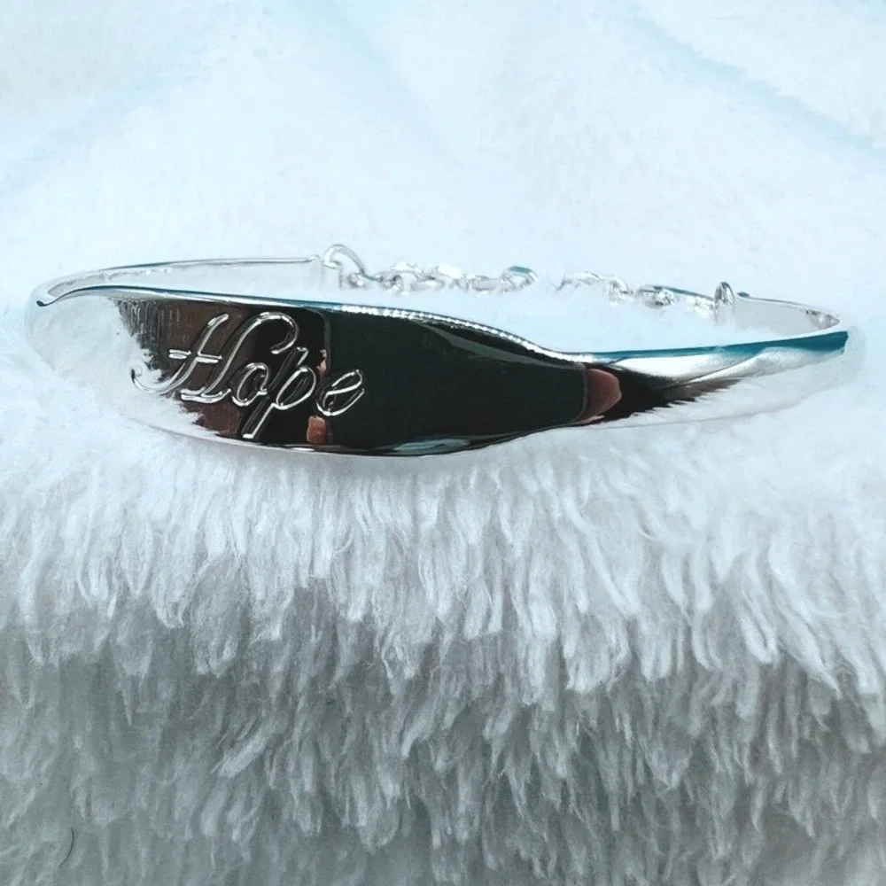 Hope‎ Cuff Bracelet Safety Chain Silver Tone Lia Sophia